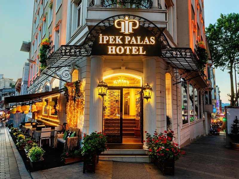 Ipek Palas